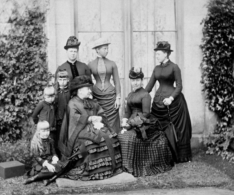Princess Victoria Melita Was Tenth in Line to the British Throne
