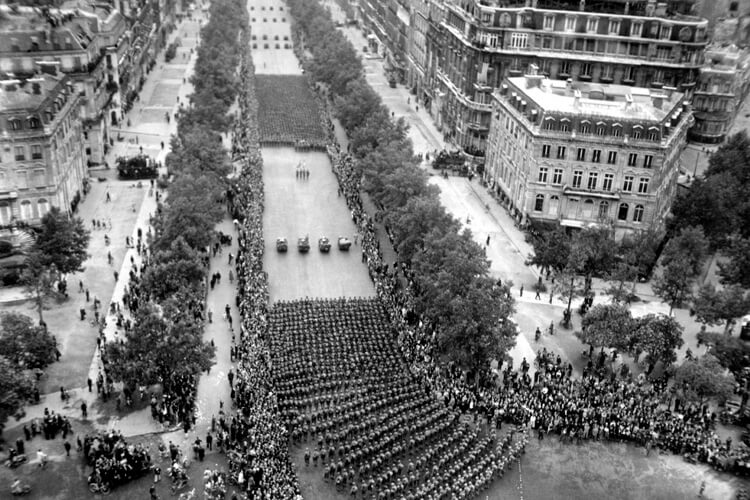 Climbing The Eiffel Tower Was Not Easy For The Nazis