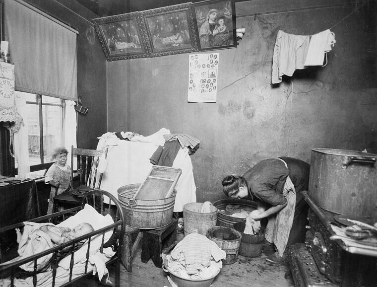 Huge Families Had to Bathe in the Same Water
