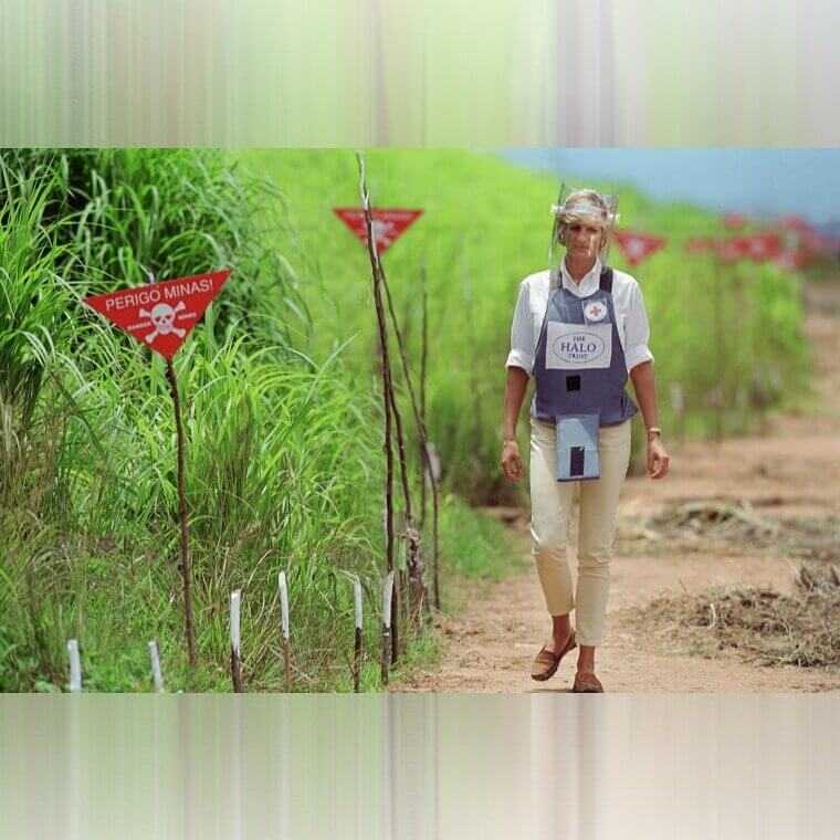 She Brought Attention To Dangerous Landmines By Walking Through Them