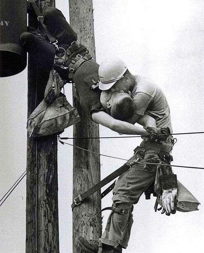 An Electrifying Kiss